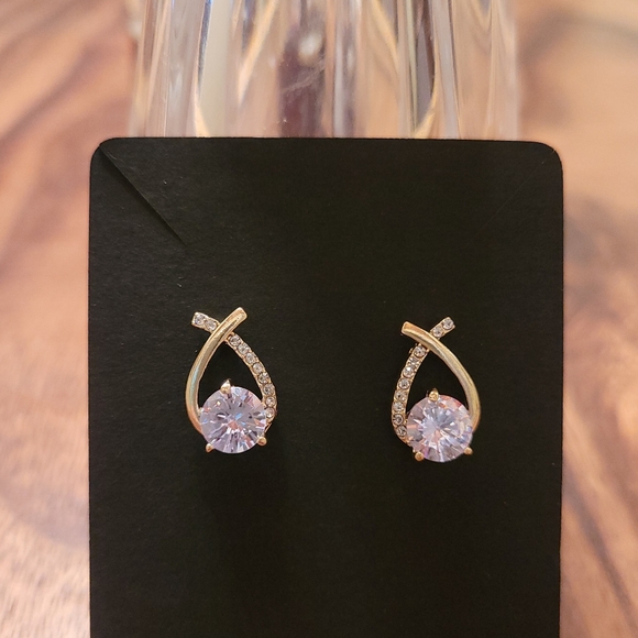 Set of gold color stainless steel Korean style earrings w/ large cubic zirconia - Picture 4 of 7